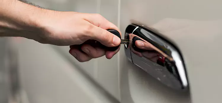 Why Choose Our Auto Locksmith Team in Fremont, OH?